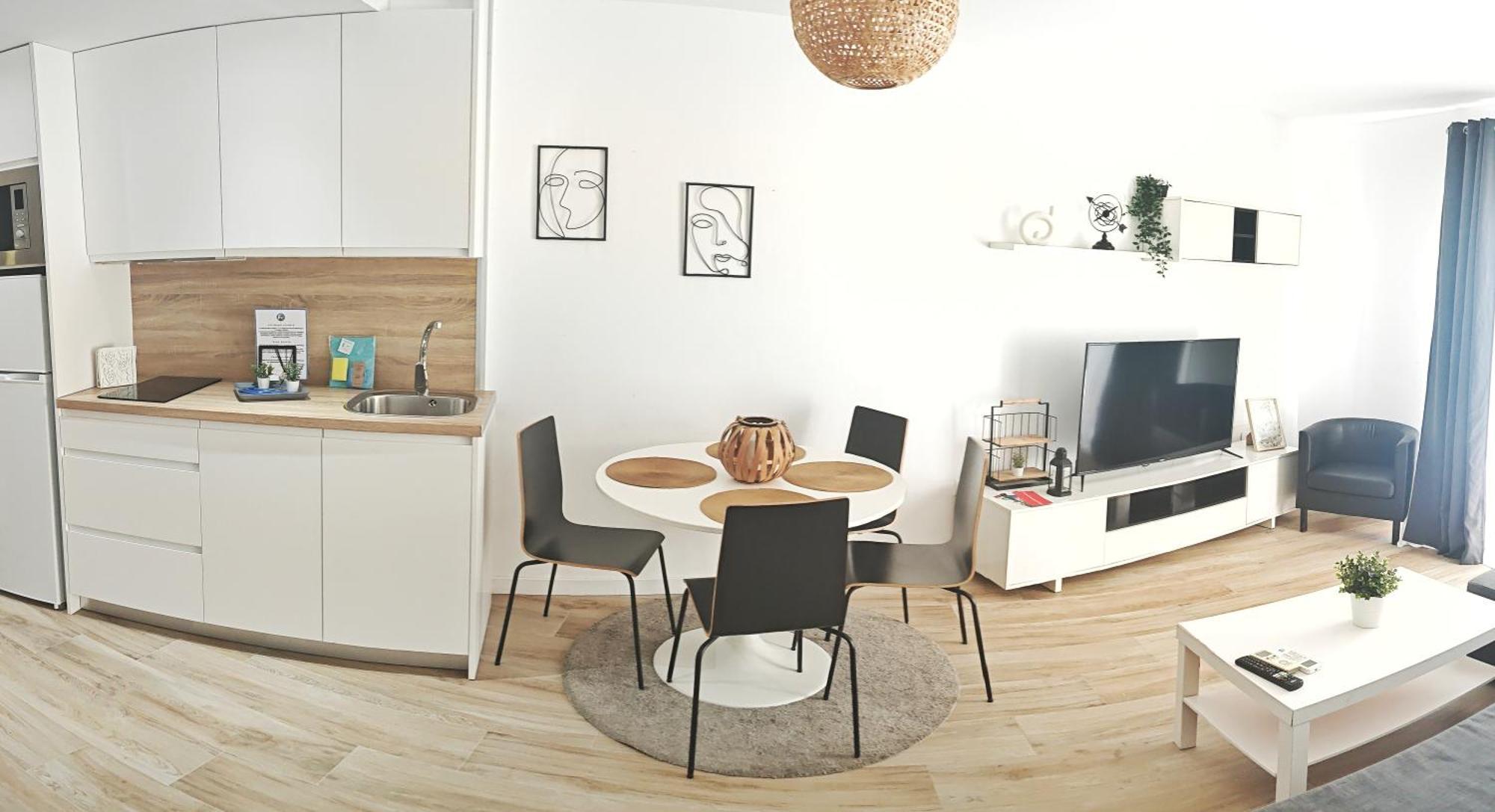 Casa Oasis Benalbeach 贝纳尔马德纳 外观 照片