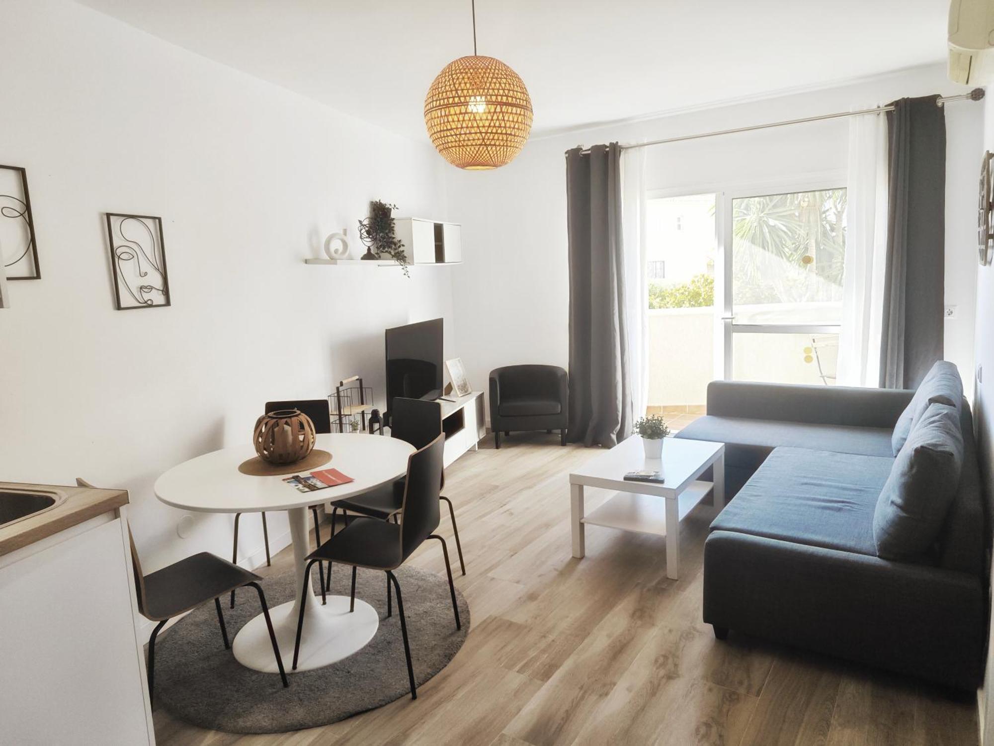Casa Oasis Benalbeach 贝纳尔马德纳 客房 照片