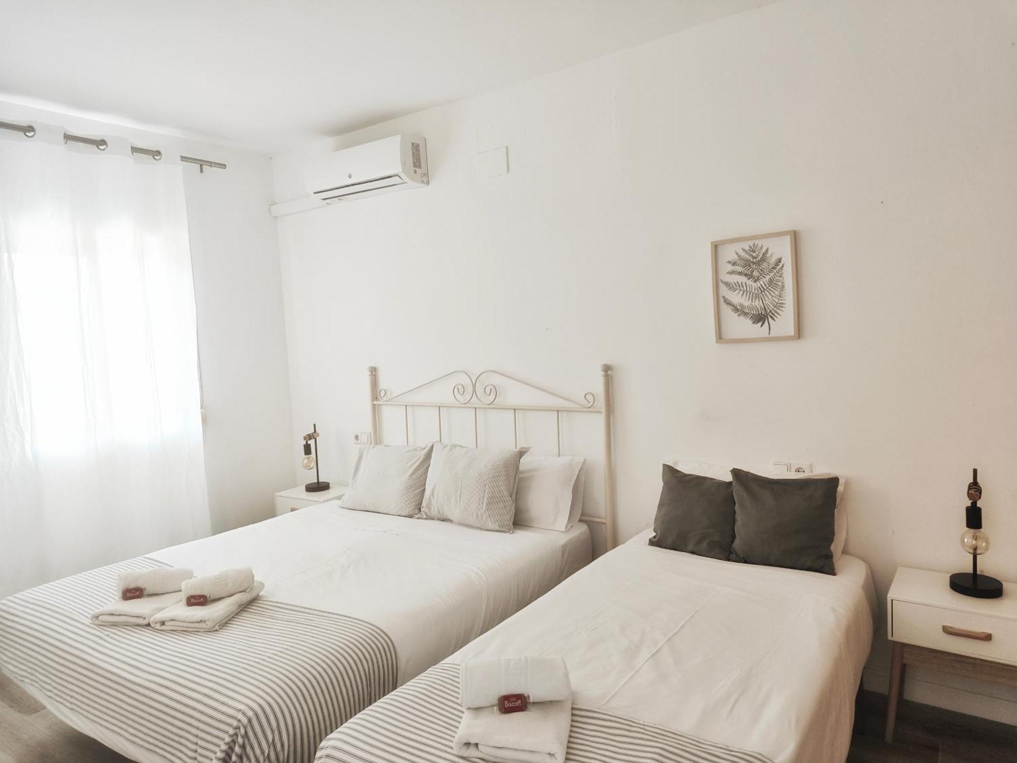 Casa Oasis Benalbeach 贝纳尔马德纳 客房 照片
